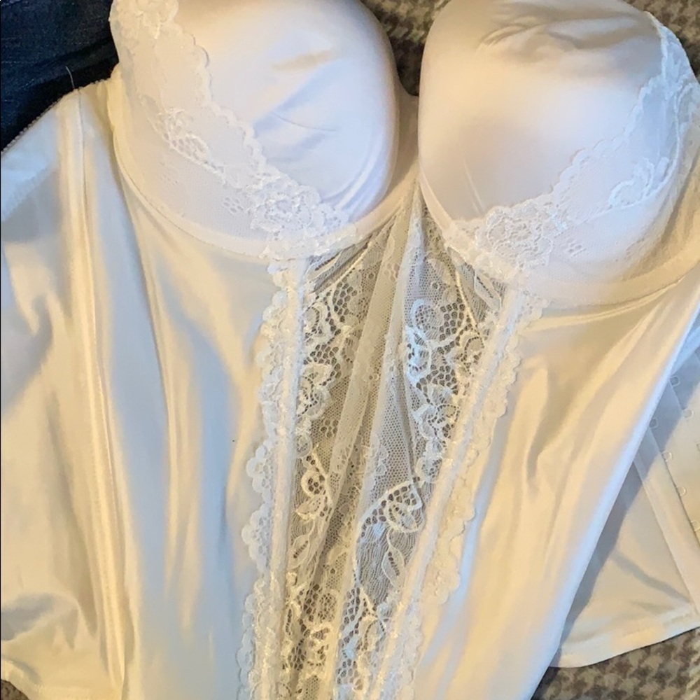 Jezebel bralette